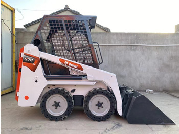 Компактен натоварувач BOBCAT S70