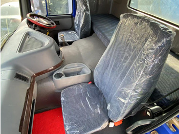 Камион влекач SINOTRUK HOWO 6x4 Tractor Unit Click for Discount: слика 3