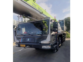 Кран ZOOMLION ZTC700V