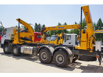 Транспортер на контејнер/ Камион со променливо тело