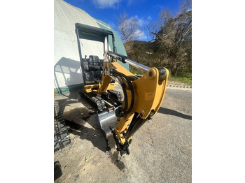 Мини багер CATERPILLAR 301.C: слика 3