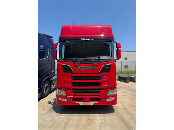Камион влекач SCANIA R 500