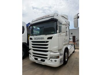 Камион влекач SCANIA R 490