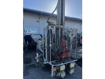 Машина за бушење COMACCHIO