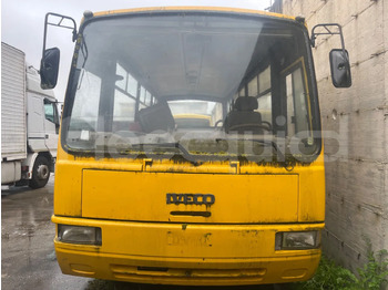 Школски автобус IVECO