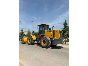 Натоварувач на тркала XCMG LW500HV