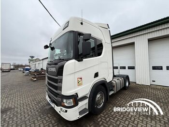 Камион влекач SCANIA R 450