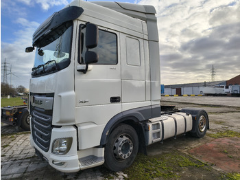 Камион влекач DAF XF 480
