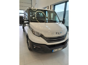 Комбе со отворен сандак IVECO Daily