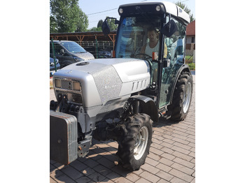 : фотографија на заглавието