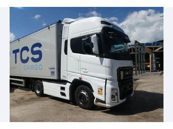 Камион влекач FORD