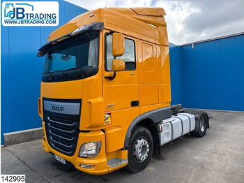 Камион влекач DAF XF 460