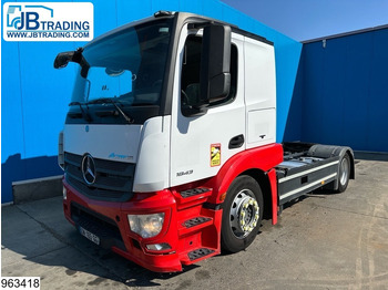 Камион влекач MERCEDES-BENZ Actros 1843