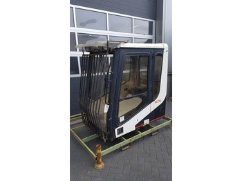 Кабина и ентериер CATERPILLAR