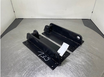 Брза спојка за Градежна машина Terex TL/SKL/SKS - Adapter plate/Adapterplatte/Aanlasoor: слика 2 Брза спојка за Градежна машина Terex TL/SKL/SKS - Adapter plate/Adapterplatte/Aanlasoor: слика 2