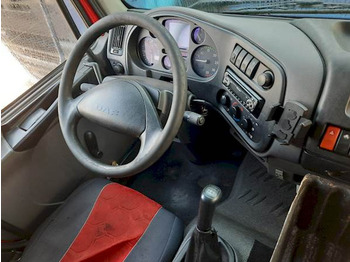 Interior photo 2: Камион со кабинска шасија DAF LF45.180