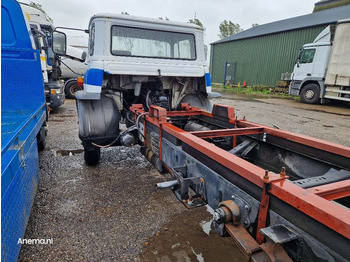 Камион влекач Bedford TK 1020: слика 3