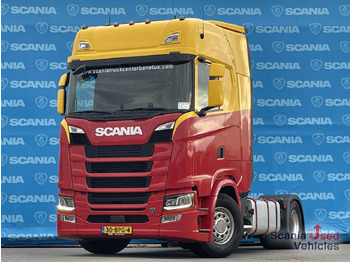 Камион влекач SCANIA S 450