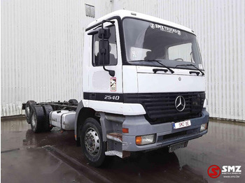 Камион со кабинска шасија MERCEDES-BENZ Actros 2540