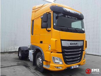 Камион влекач DAF XF 530