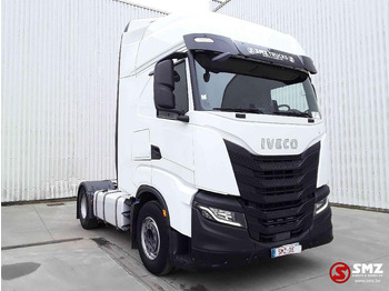 Камион влекач IVECO S-WAY