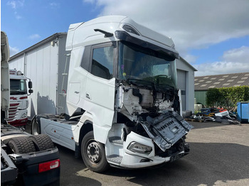 Камион влекач DAF XG+ 480