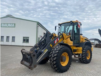 Натоварувач на тркала VOLVO L50