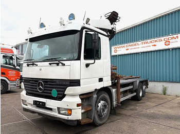 Камион со кука за подигање MERCEDES-BENZ Actros 2540