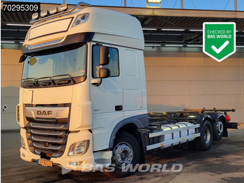 Транспортер на контејнер/ Камион со променливо тело DAF XF 450