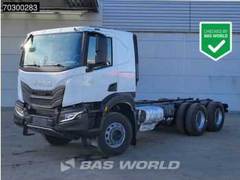 Камион со кабинска шасија IVECO X-WAY