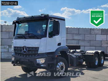 Камион со кабинска шасија MERCEDES-BENZ Arocs 2640