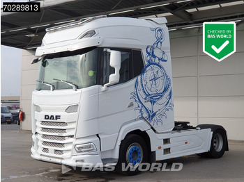 Камион влекач DAF XG+ 530