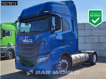 Камион влекач IVECO S-WAY