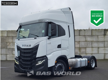 Камион влекач IVECO S-WAY