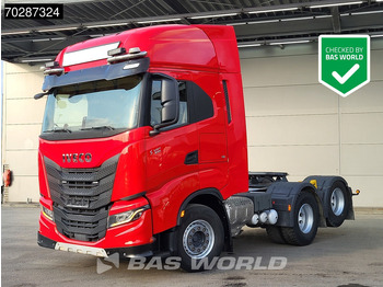 Камион влекач IVECO S-WAY