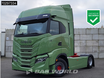 Камион влекач IVECO S-WAY