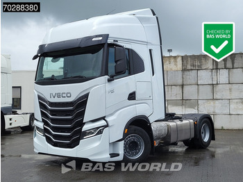 Камион влекач IVECO S-WAY