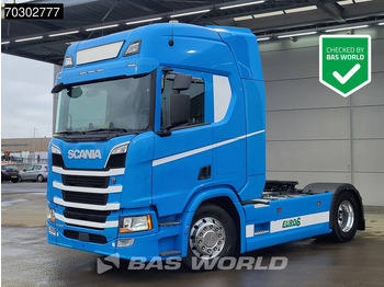 Камион влекач SCANIA R 450