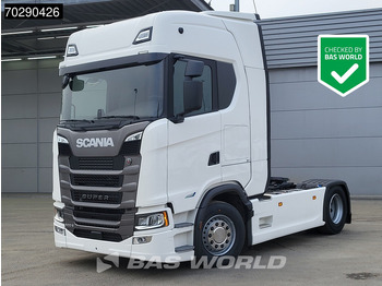 Камион влекач SCANIA S 500