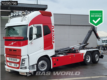 Камион со кука за подигање VOLVO FH16 750