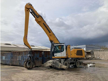 Справувач со отпад/ Индустрија LIEBHERR LH 40 M