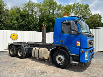Камион со кука за подигање VOLVO FM12 340
