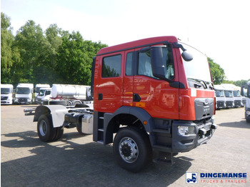 Нов Камион со кабинска шасија MAN TGM 18.320 4x4 BB chassis / new/unused: слика 2