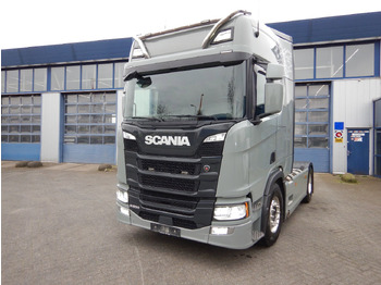 Камион влекач SCANIA R 500