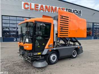 Возило за метење RAVO