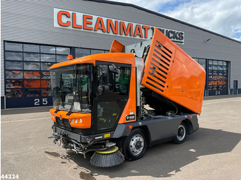 : фотографија на заглавието