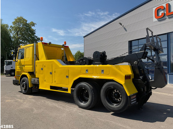 Камион за влечење SCANIA R142