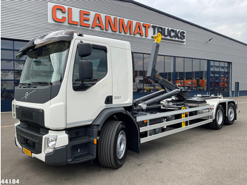 Камион со кука за подигање VOLVO FE