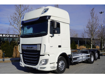 Транспортер на контејнер/ Камион со променливо тело DAF XF 480