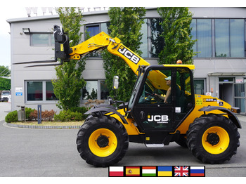 Телескопски натоварувач на тркала JCB